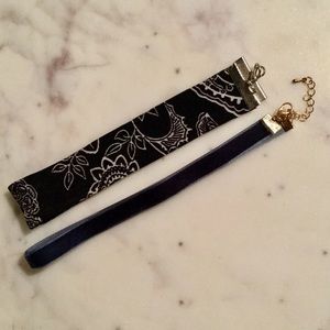 navy bandana choker & navy velvet choker